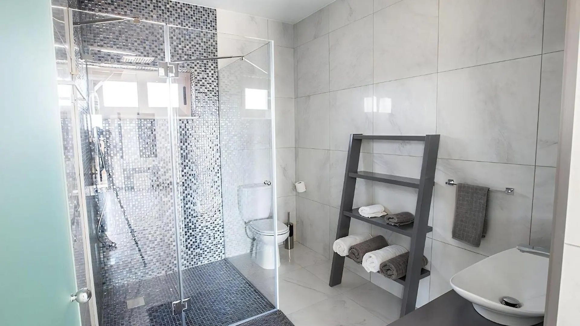 Villa Sienna Aq Ga98